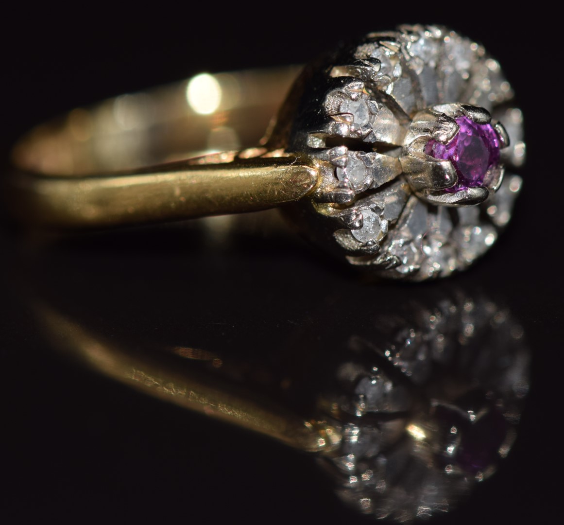 An 18ct gold ring set with a ruby and diamonds, 3.5g, size I - Image 2 of 2