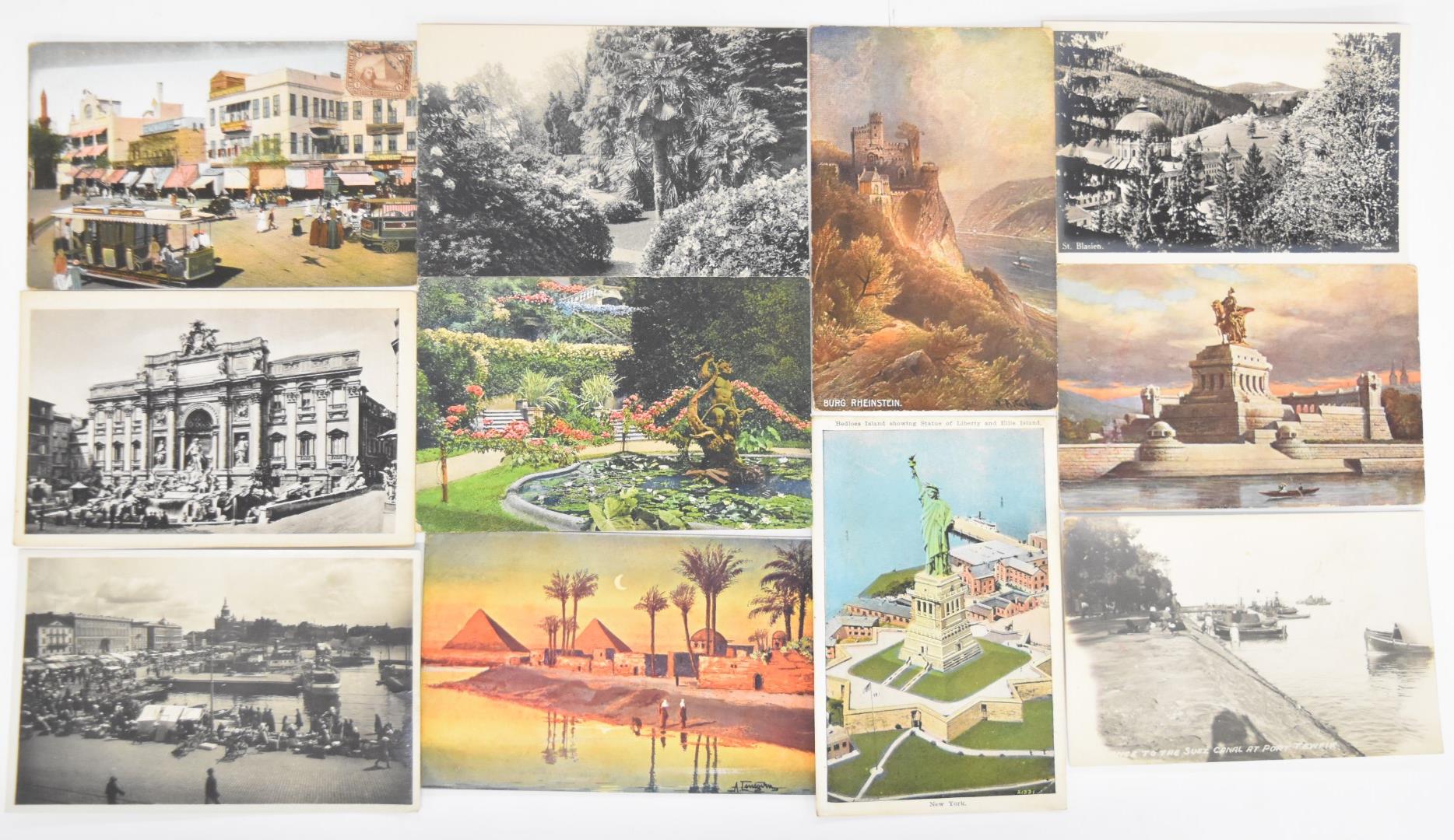 Approximately 1800 early 20thC and later topographical postcards, mostly relating to overseas - Image 4 of 4