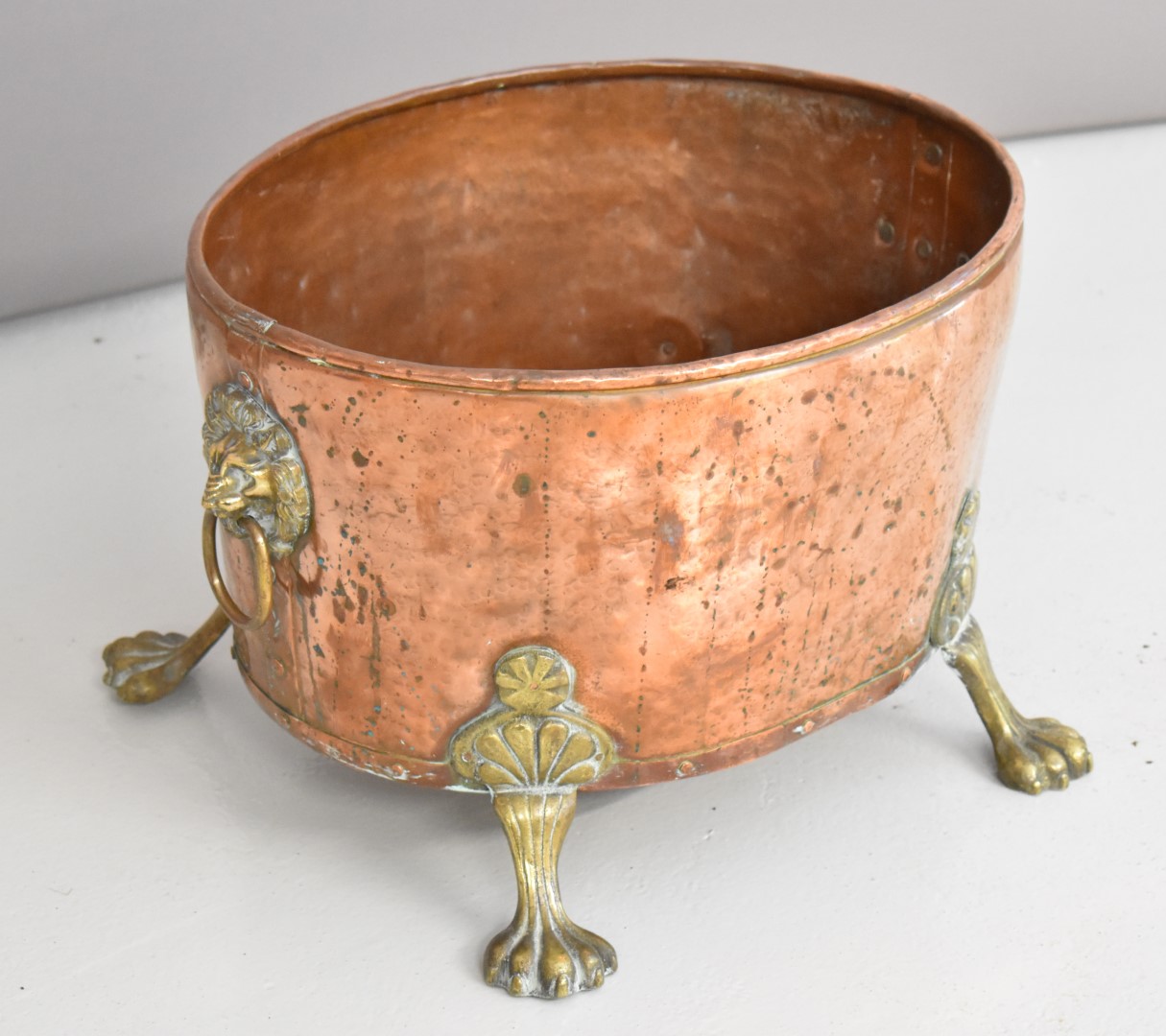 Georgian style riveted copper oval coal box / log bin with lion mask handles, W42 x D34 x H29cm - Image 2 of 4