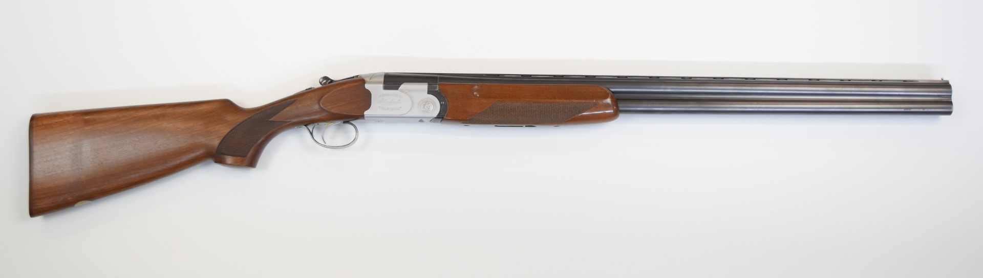 Beretta S685E 12 bore over and under ejector shotgun with engraved lock, underside, trigger guard, - Image 2 of 11