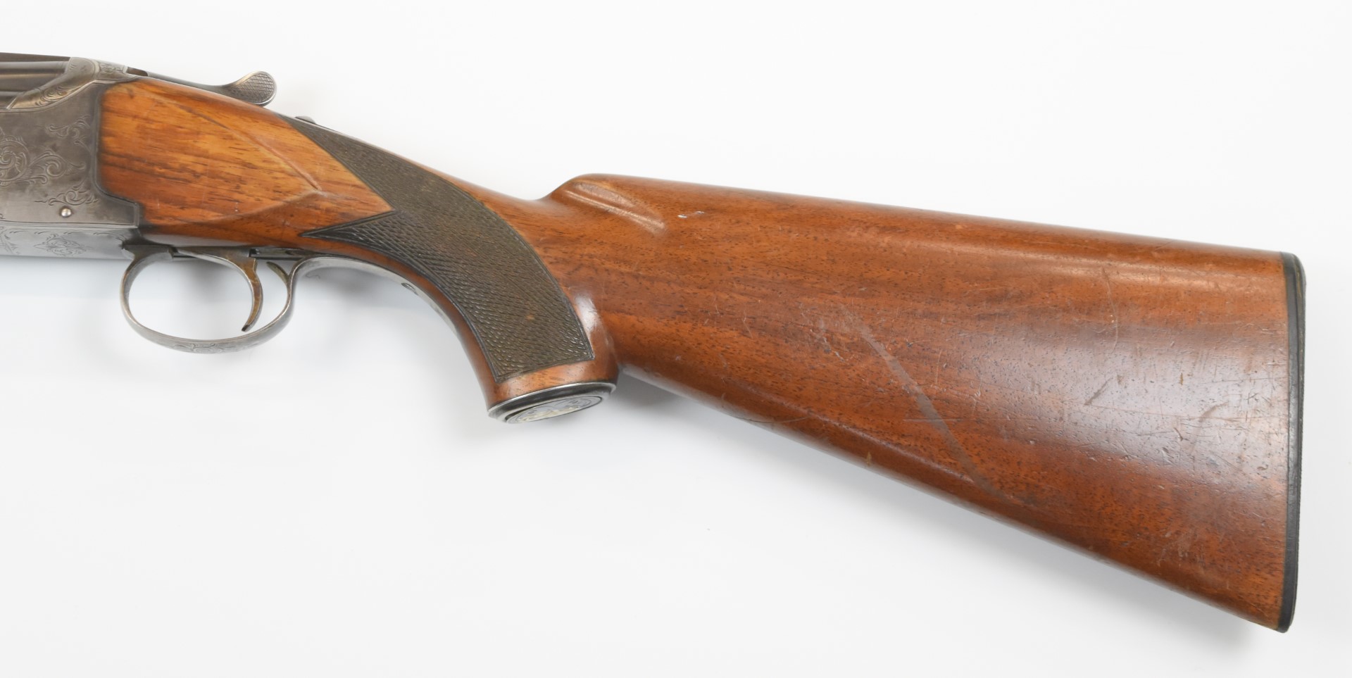 Winchester 101 12 bore over and under ejector shotgun with engraved lock, trigger guard, thumb - Image 8 of 10