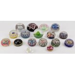 Seventeen glass paperweights including William Manson, Perthshire, Strathearn, Uredale etc.