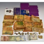 Coins and banknotes including three Golden Jubilee, 2011 Royal Wedding and 2012 Diamond Jubilee