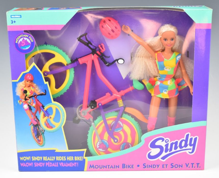 Fourteen Hasbro Sindy dolls mostly dating to the mid 1990's to include Climb & Abseil Sindy 18424, - Image 8 of 8