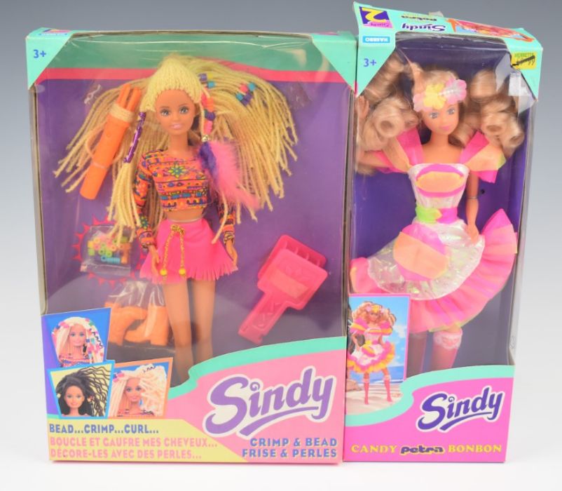 Fourteen Hasbro Sindy dolls mostly dating to the mid 1990's to include Climb & Abseil Sindy 18424, - Image 3 of 8