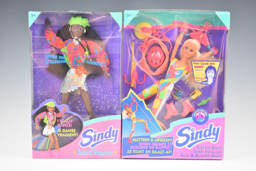 Fourteen Hasbro Sindy dolls mostly dating to the mid 1990's to include Climb & Abseil Sindy 18424, - Image 2 of 8