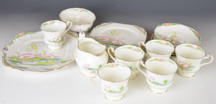 Paragon Art Deco porcelain tea ware decorated in the pink water lily pattern, 20 pieces