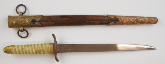 Japanese Officer's WW2 naval dirk or dagger with embossed gilt fittings, bound shagreen handle and
