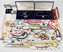 Costume jewellery including two necklaces, a pair of earrings and a brooch by Attwood & Sawyer,
