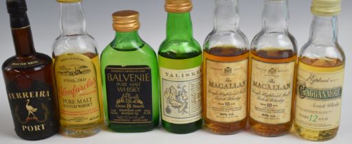 Nineteen whisky miniatures including two Macallan single malt, Auchentoshan, Dalwhinnie, Oban,