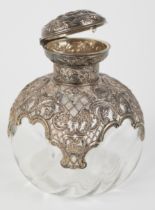 Goldsmiths & Silversmiths Co Victorian hallmarked silver mounted dressing table bottle with hinged