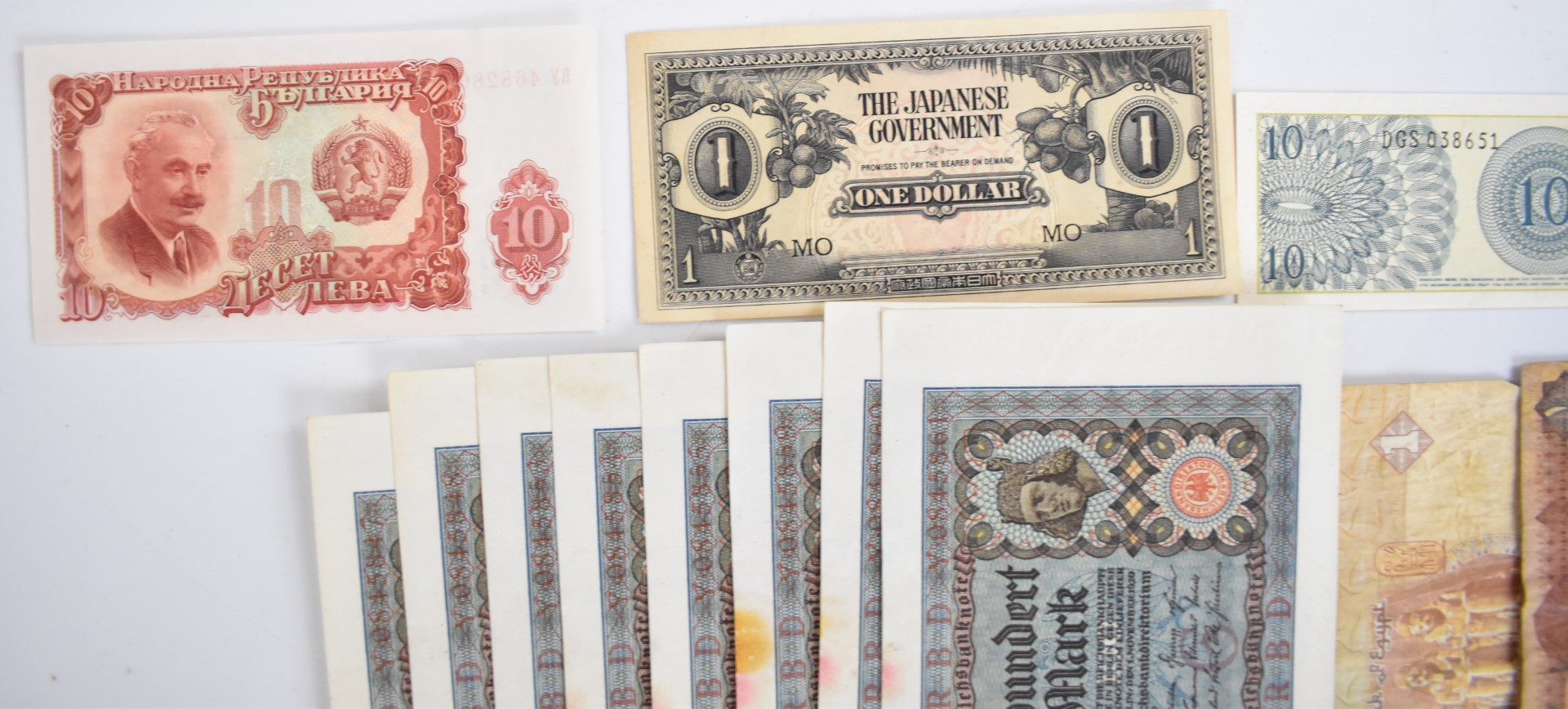 Early 20th century German banknotes including some runs, the longest being nine 100 mark notes dated - Image 6 of 6