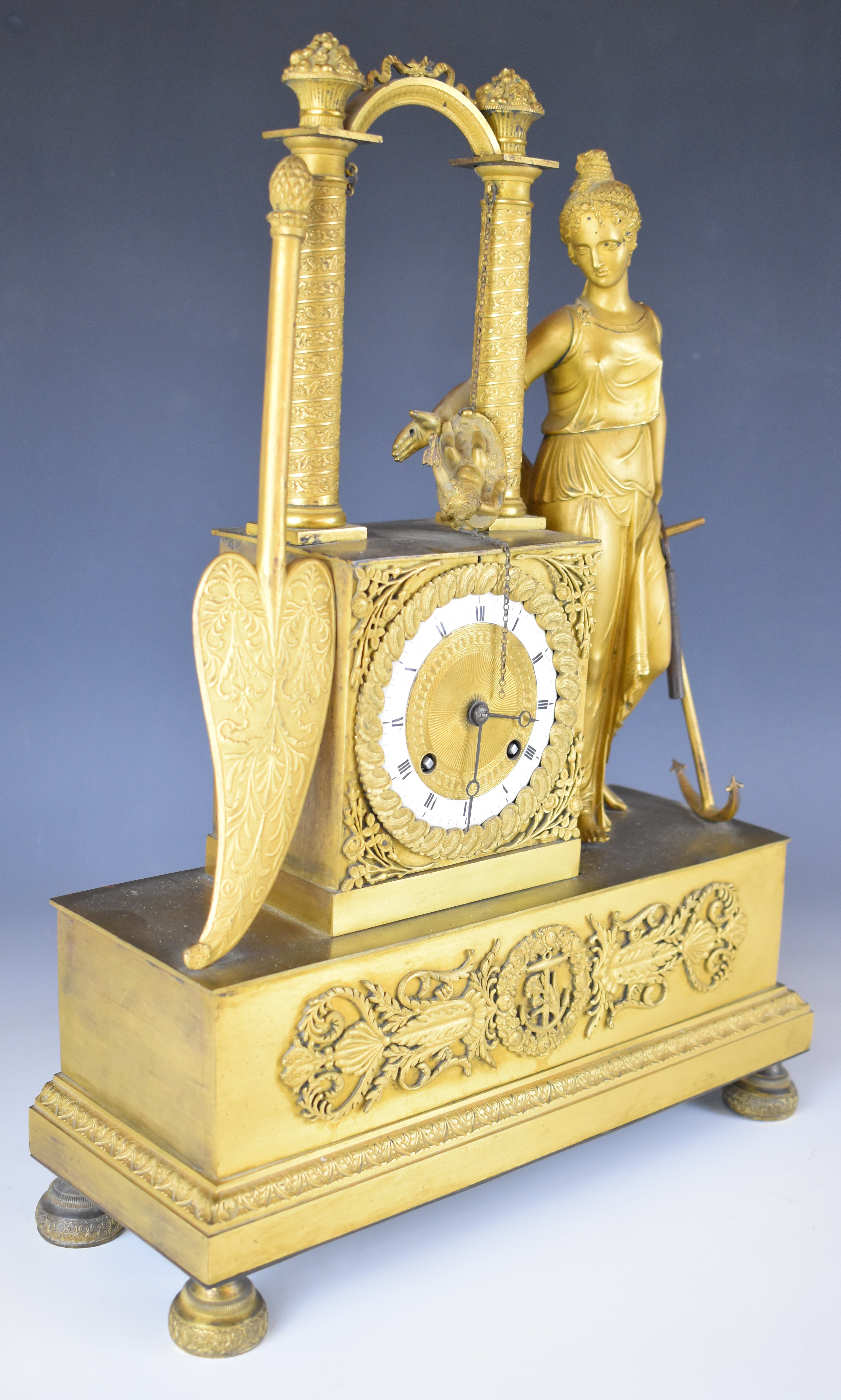 19thC gilt metal figural mantel clock with Cupid hanging beneath a bower, the two train movement - Image 8 of 12