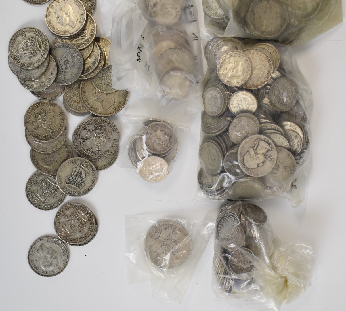 Approximately 1450g of largely pre-1947 silver coinage, includes some USA, Canada and South Africa - Image 3 of 3