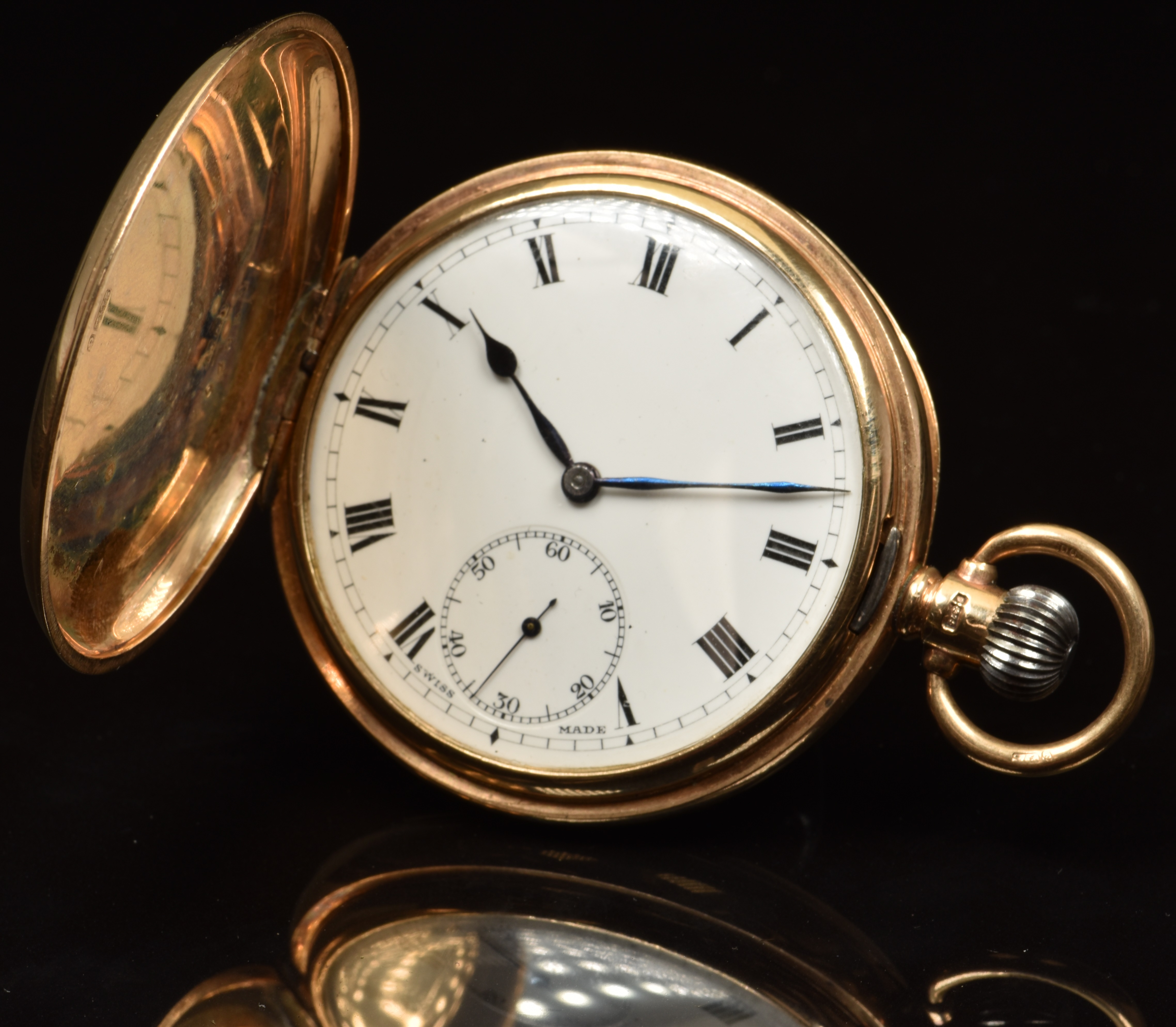 Zenith 9ct gold keyless winding full hunter pocket watch with subsidiary seconds dial, blued