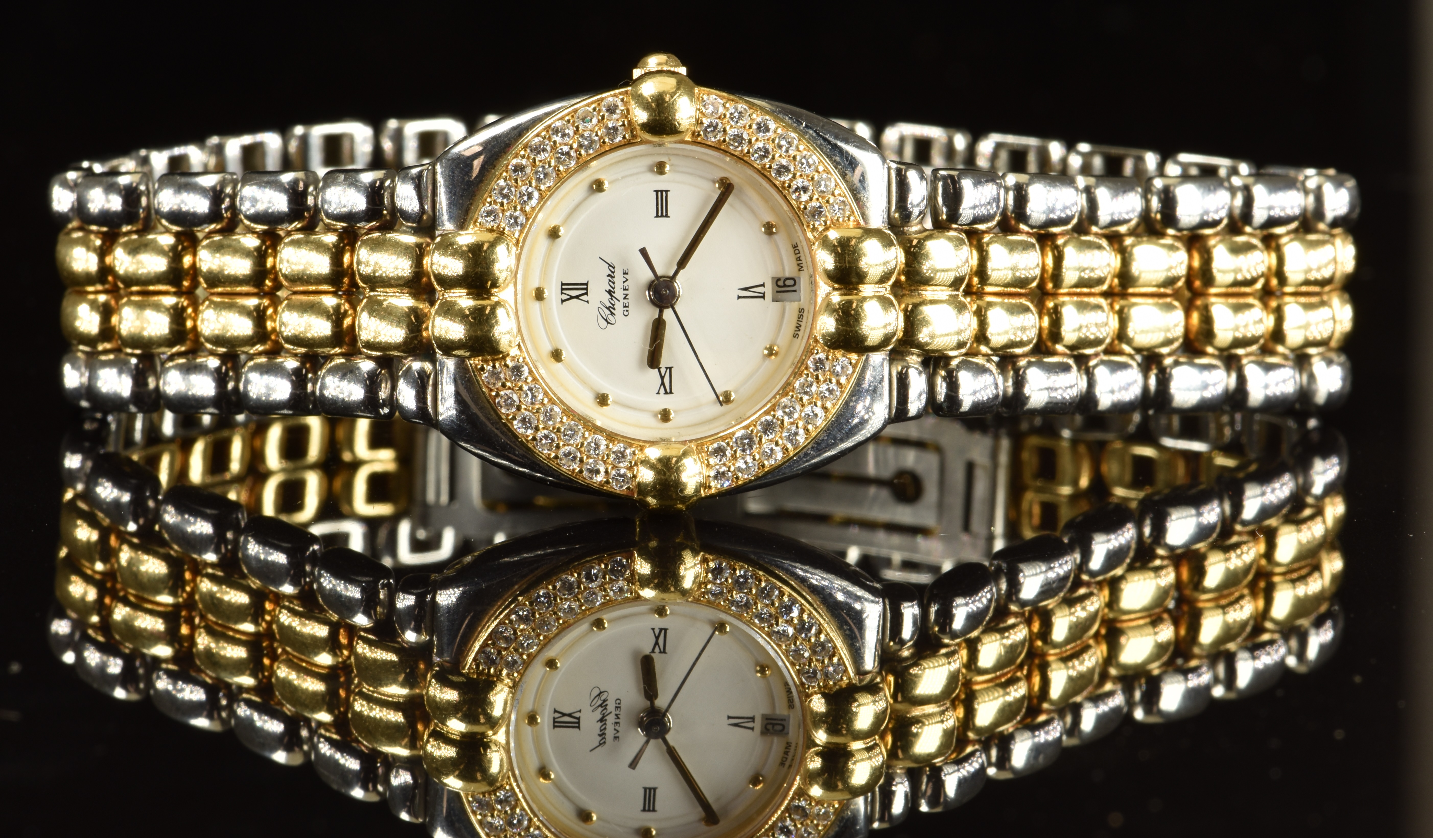 Chopard Gstaad ladies wristwatch ref. 8112 with 48 diamonds set to the 18ct gold bezel, date - Image 2 of 3