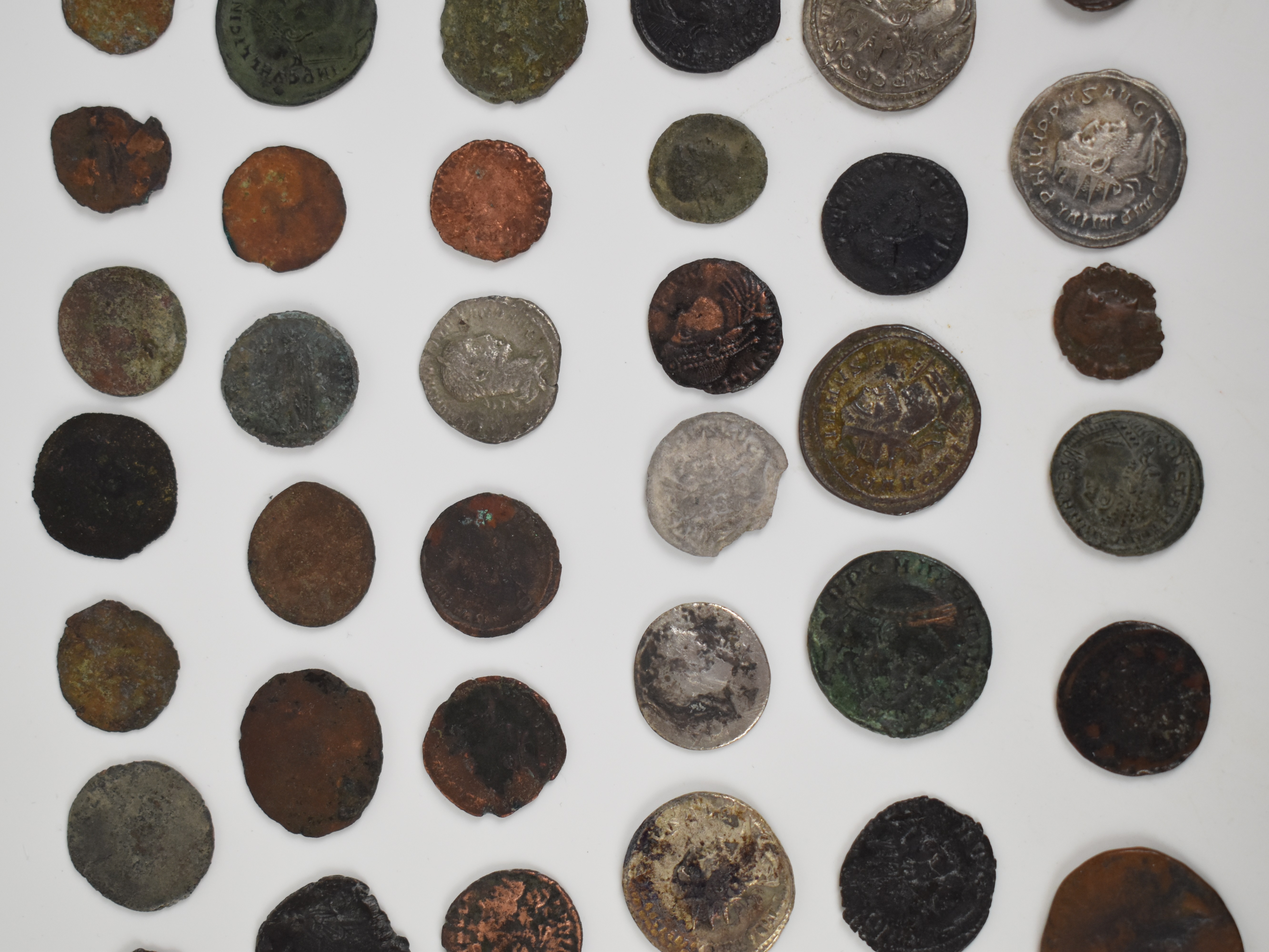 Seventy bronze / copper Roman coins, metal detector finds, all in an indexed wooden collector's - Image 3 of 4