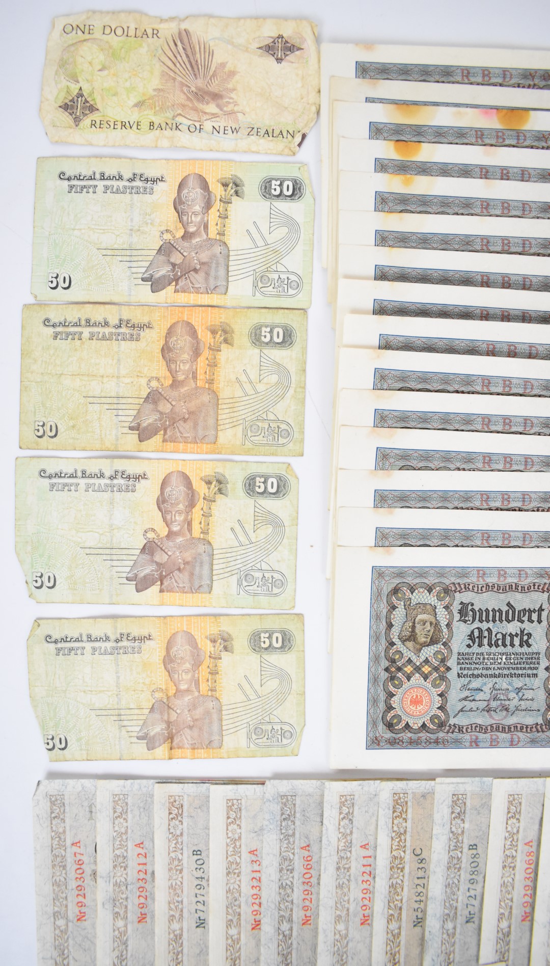 Early 20th century German banknotes including some runs, the longest being nine 100 mark notes dated - Image 5 of 6