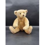 Steiff: a Limited Edition blond mohair growler bear, No. 664373, British Collectors 25 year Jubilee,