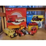Diecast: a group of vintage diecast vehicles, to include a Dinky 161 in original box; together