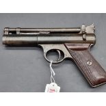A vintage Webley Senior .177 cal air pistol, Batch No.672, Serial No.S14672.
