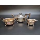 A silver three piece tea set, by Viners, Sheffield 1930, gross weight 1122g.