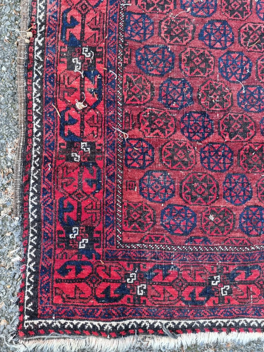 A Turkoman rug, 206 x 110cm. - Image 3 of 7