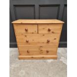 A modern pine chest of drawers, 94cm wide.