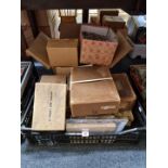 Wooden Puzzles: a large collection of vintage jigsaw puzzles, some boxed.