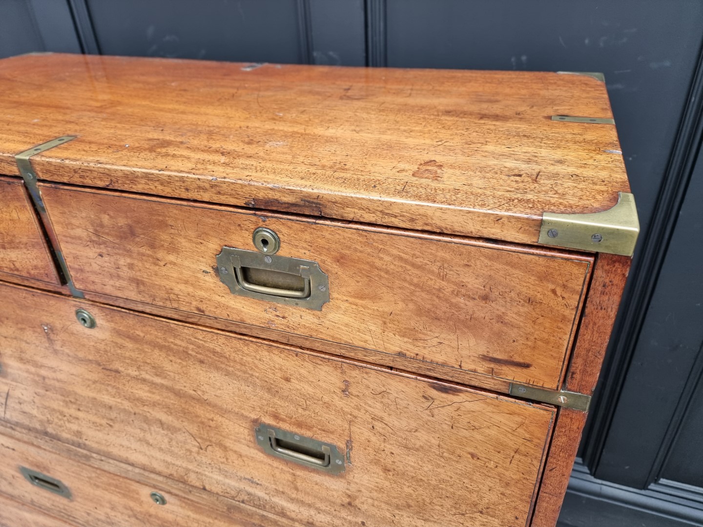 A good 19th century camphor and brass bound campaign chest, with countersunk handles, 99cm wide. - Image 2 of 12
