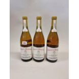 Three 75cl bottles of Chateauneuf du Pape Blanc, 1994, Chateau de Beaucastel. (3)