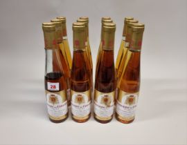 Twelve 37.5cl bottles of Muscat de Beaumes de Venise, Domaine de Coyeux. (12)