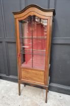 A small Edwardian mahogany and line inlaid display cabinet, 89cm wide.