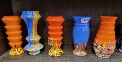 Four Kralik glass spatter vases, largest 20cm. (5)