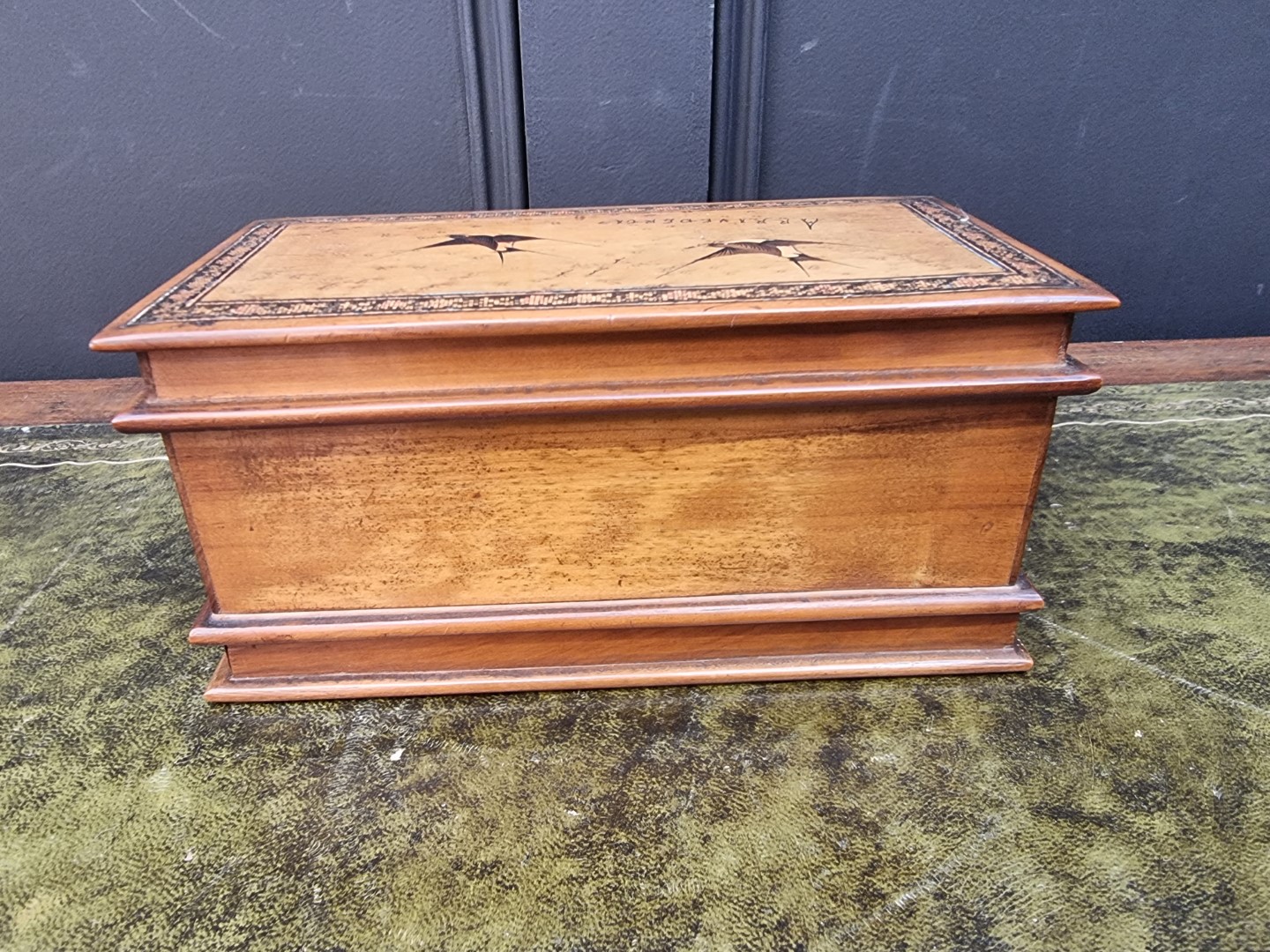 A Maltese marquetry novelty casket, 23.5cm wide. - Image 4 of 5