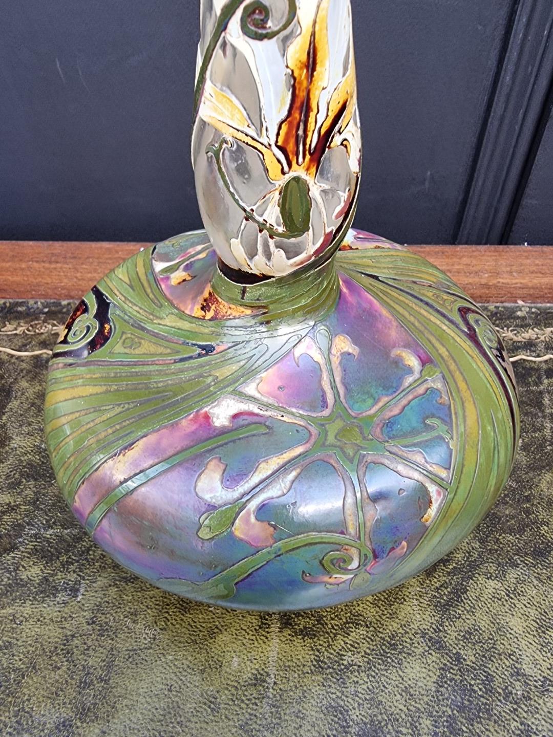 An Art Nouveau style cameo glass bottle vase, 28.5cm high. - Image 2 of 6