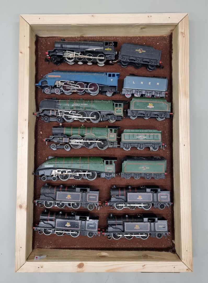 Hornby: a collection of nine 00 gauge locomotives, five having related tenders, to include '