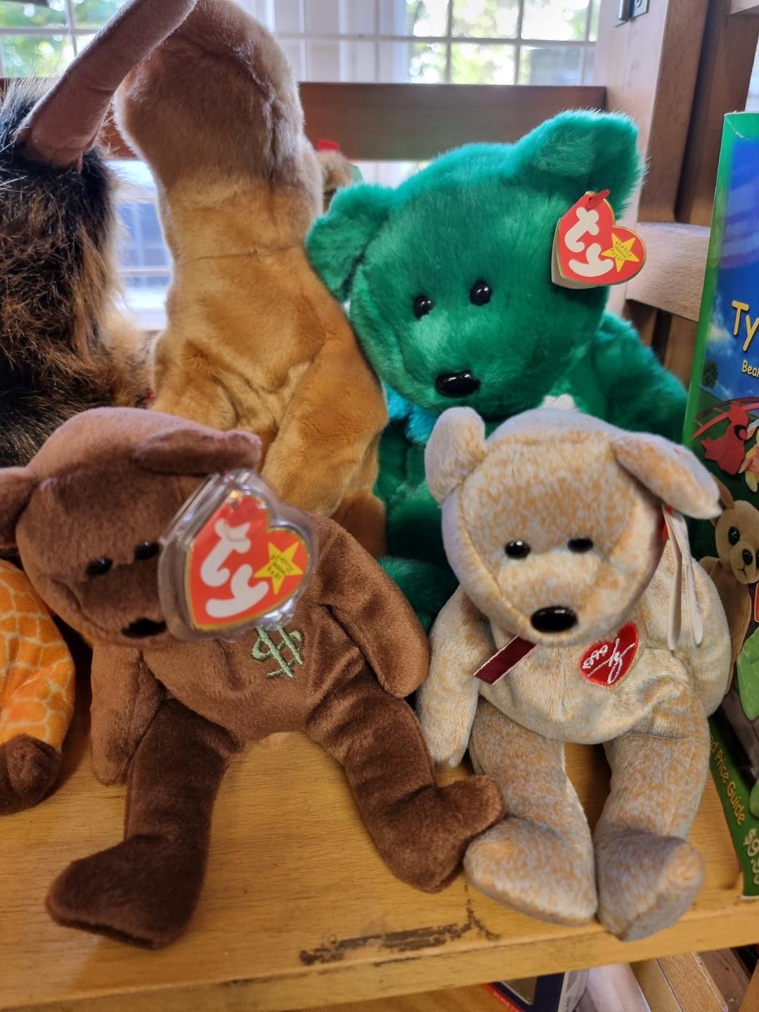 Ty Beanie Babies: a collection of eleven, to include five Beanie Buddies, and 'Twigs' with ' - Image 4 of 4