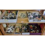 Vintage Lead: a large collection of vintage lead figures,  and farm animals, mainly Britains, to