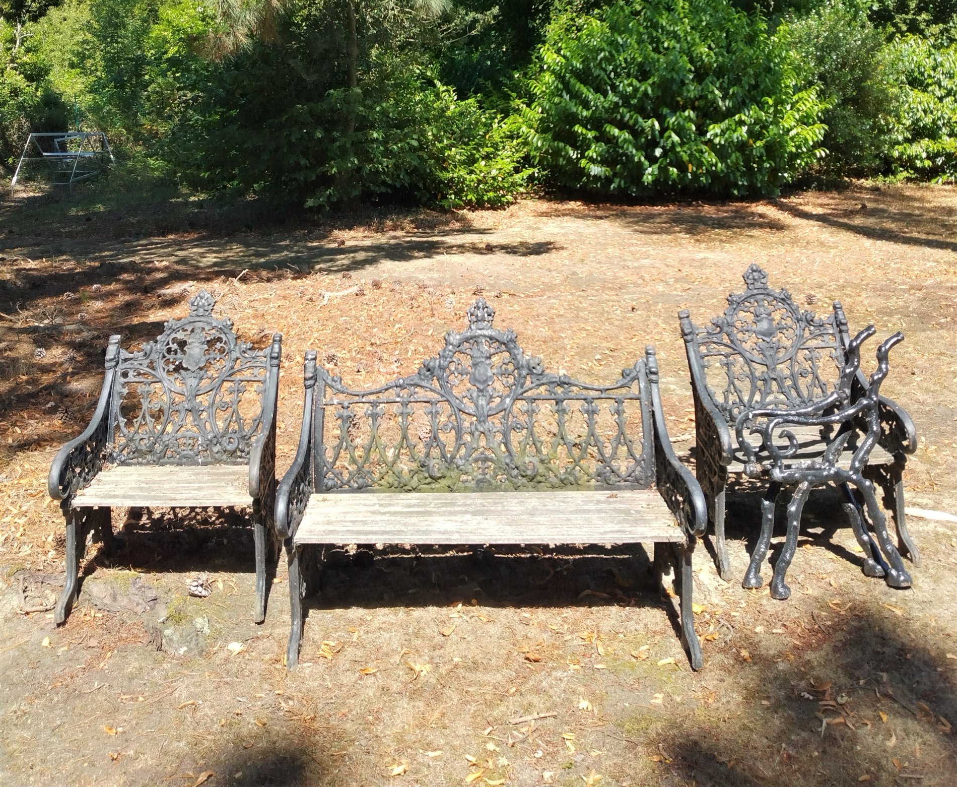 A suite of Coalbrookdale style Gothic pattern furniture