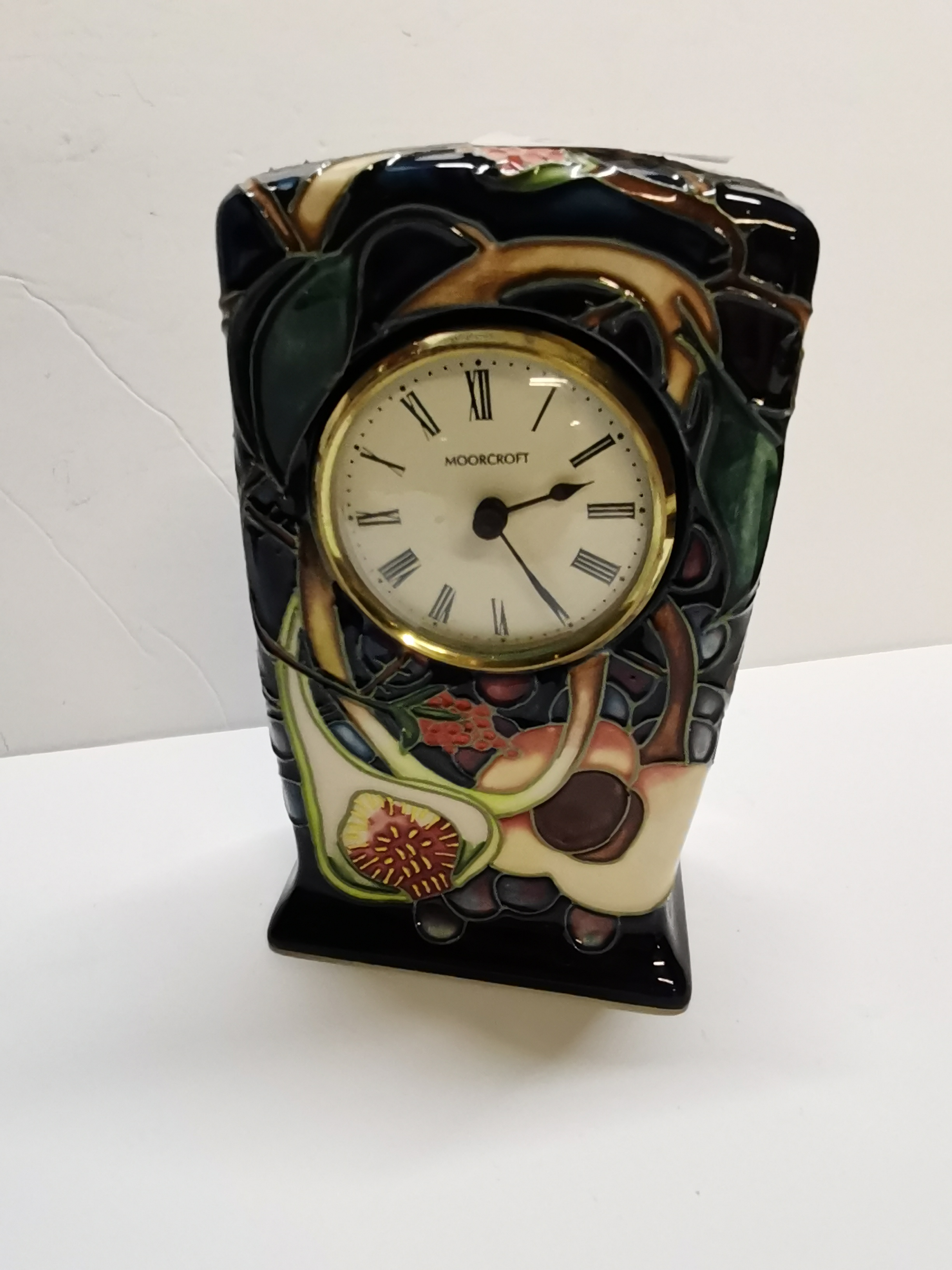 Moorcroft mantle Queens choice clock in ex condition