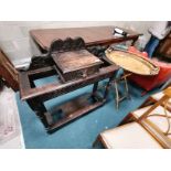 Carved umbrella stand with decorative metal top tray table