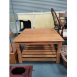 Oak square coffee table VGC