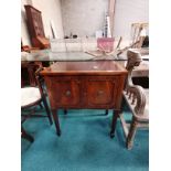 Antique mahogany cutlery cabinet with 3 drawers