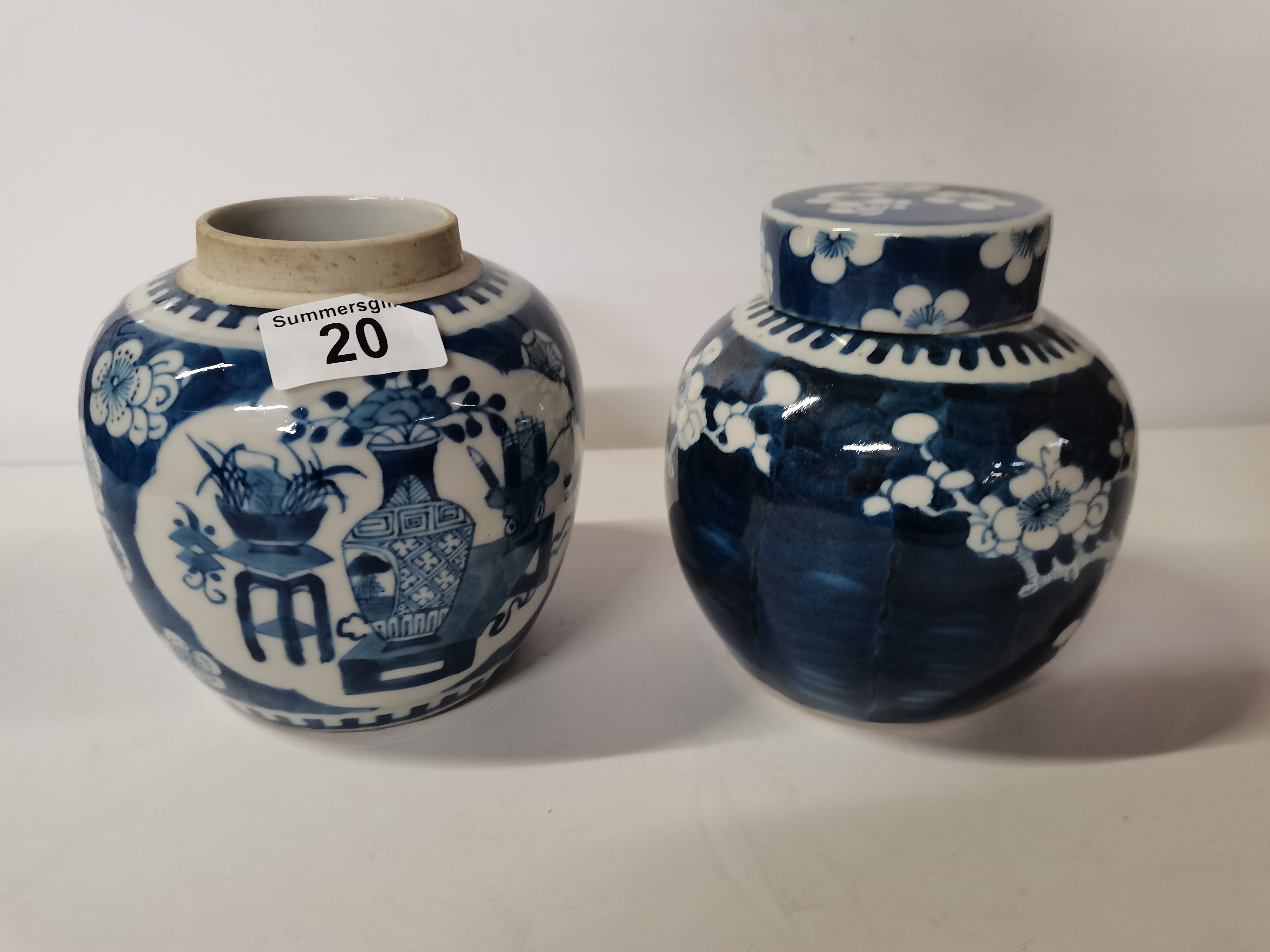 X2 Chinese Ginger Jars 1 with a lid - good condition H14cm (one with no Lid) H13cm or 15cm with lid - Image 3 of 10