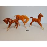 x1 Beswick Palomino Foal plus x2 Beswick Chestnut Foals ( 2 horses have broken repaired legs )