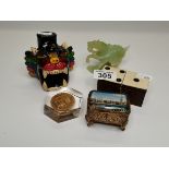 Misc Items incl miniature domino set, snuff box