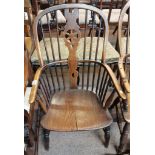 Windsor chair with wheel back decoration