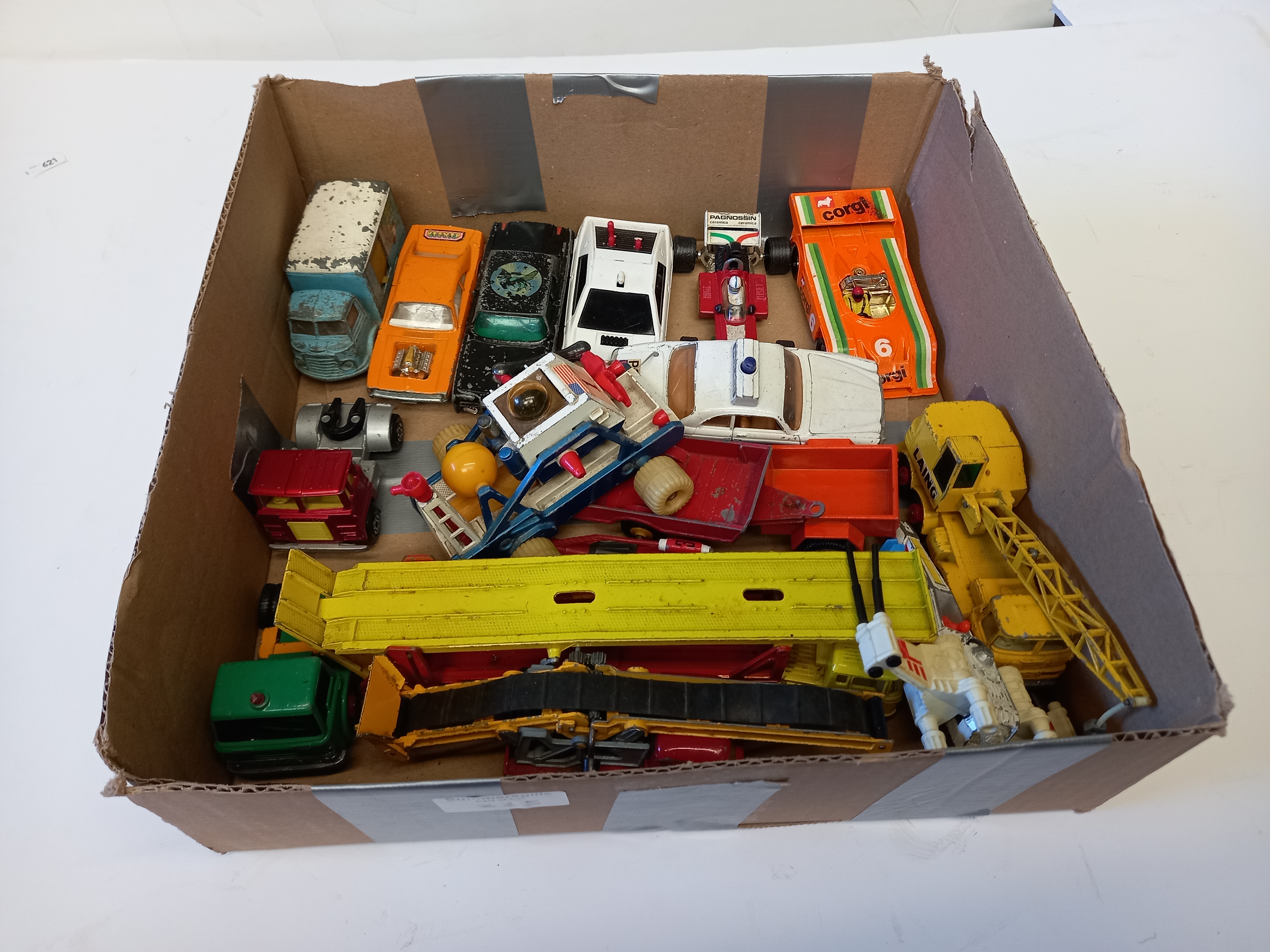 2 Boxes of Dinky, Matchbox and Corgi Diecast Play worn Vehicles - Image 3 of 3