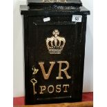 Black repro VR Post box with Key